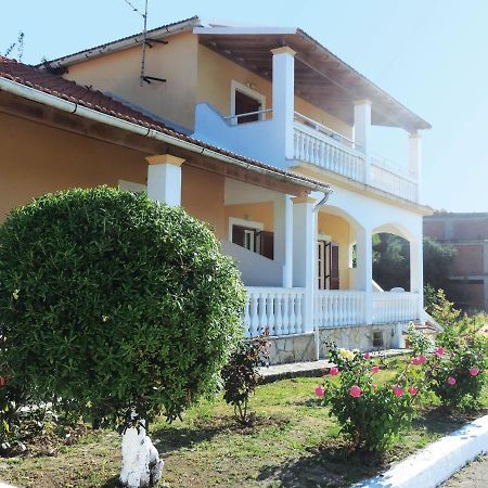 Apartments Peli-Maria Агиос Стефанос Экстерьер фото