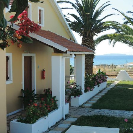 Apartments Peli-Maria Агиос Стефанос Экстерьер фото