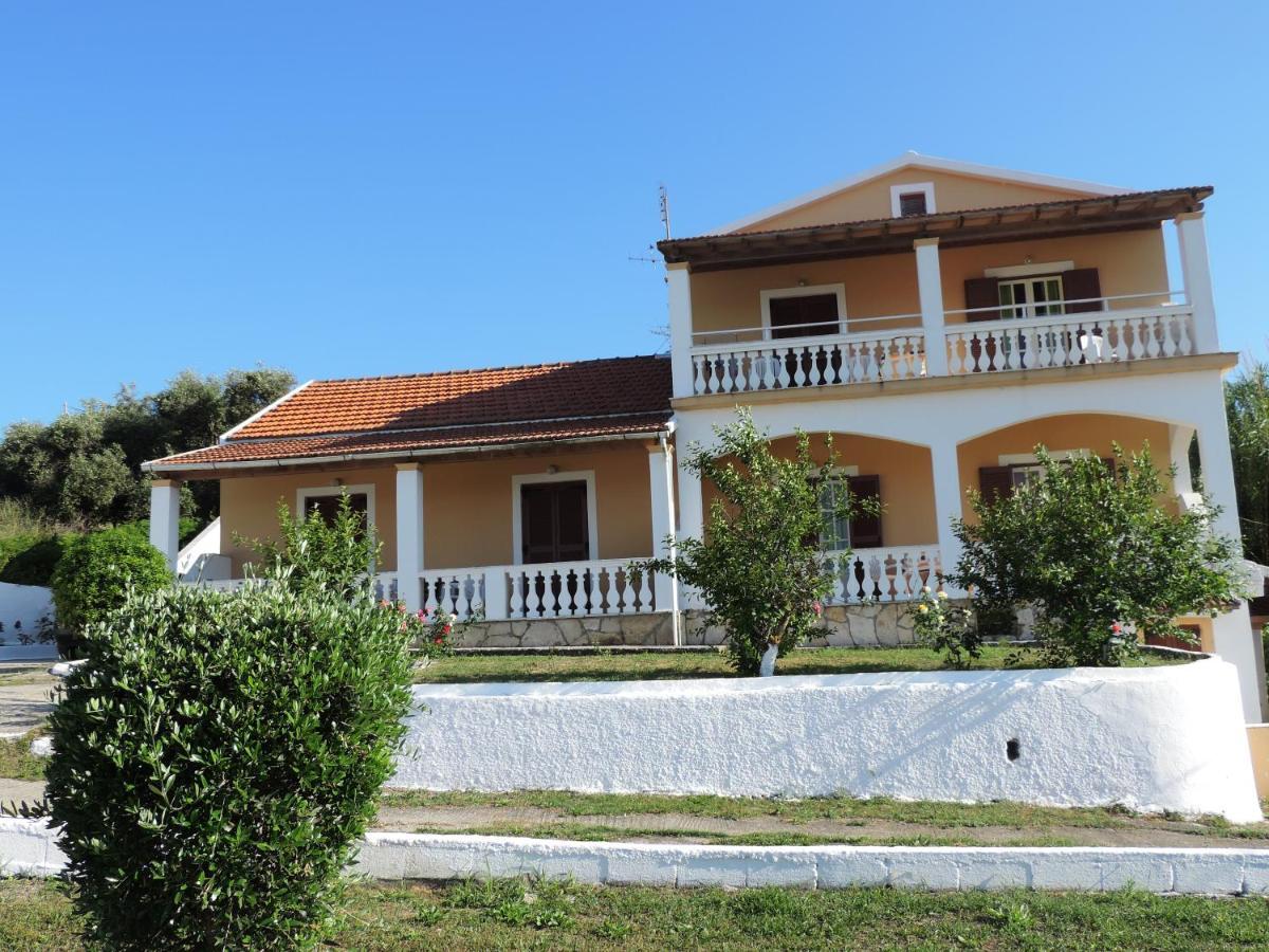 Apartments Peli-Maria Агиос Стефанос Экстерьер фото