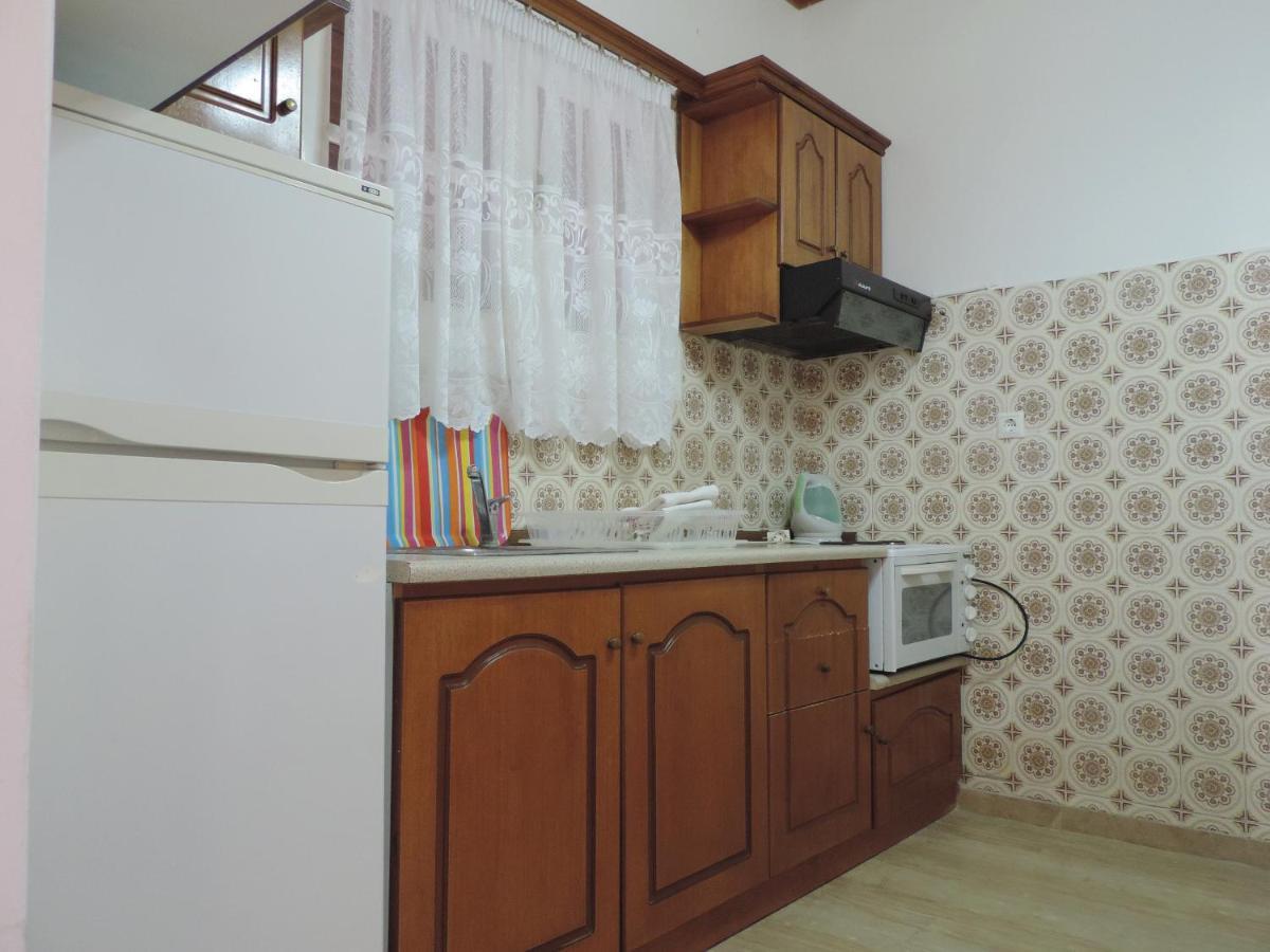 Apartments Peli-Maria Агиос Стефанос Экстерьер фото