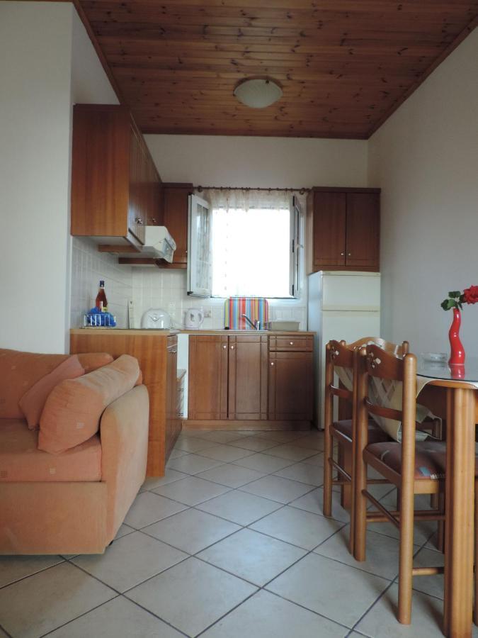 Apartments Peli-Maria Агиос Стефанос Экстерьер фото